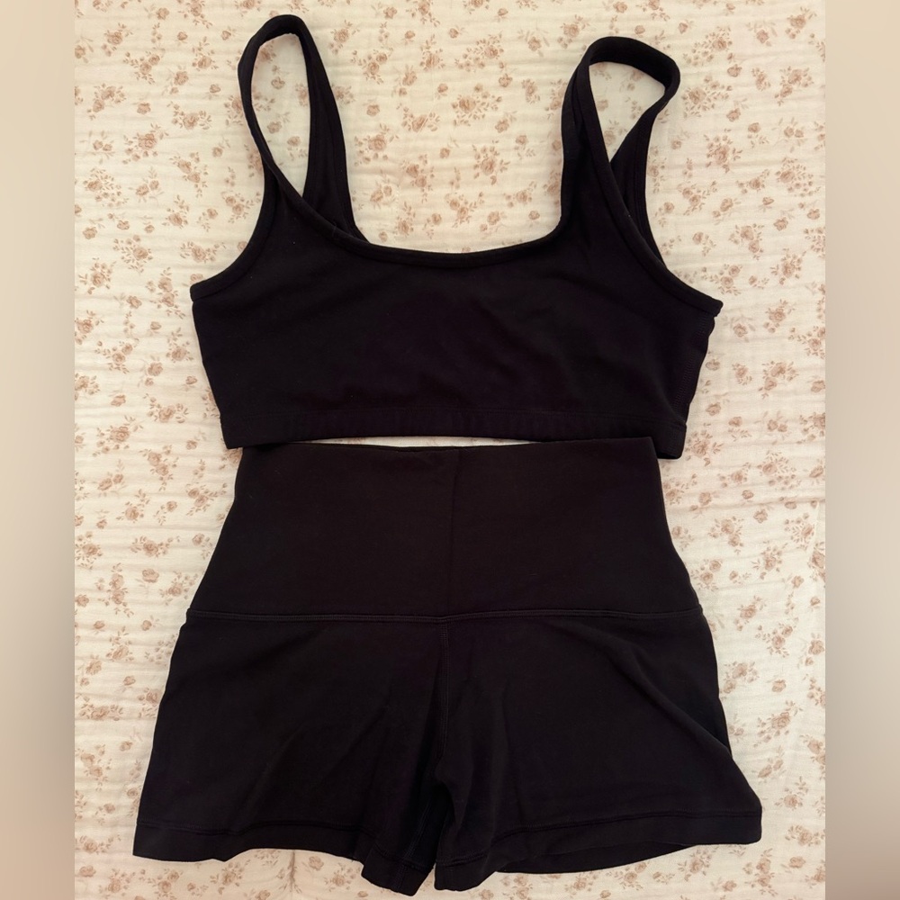 Aritzia black workout set